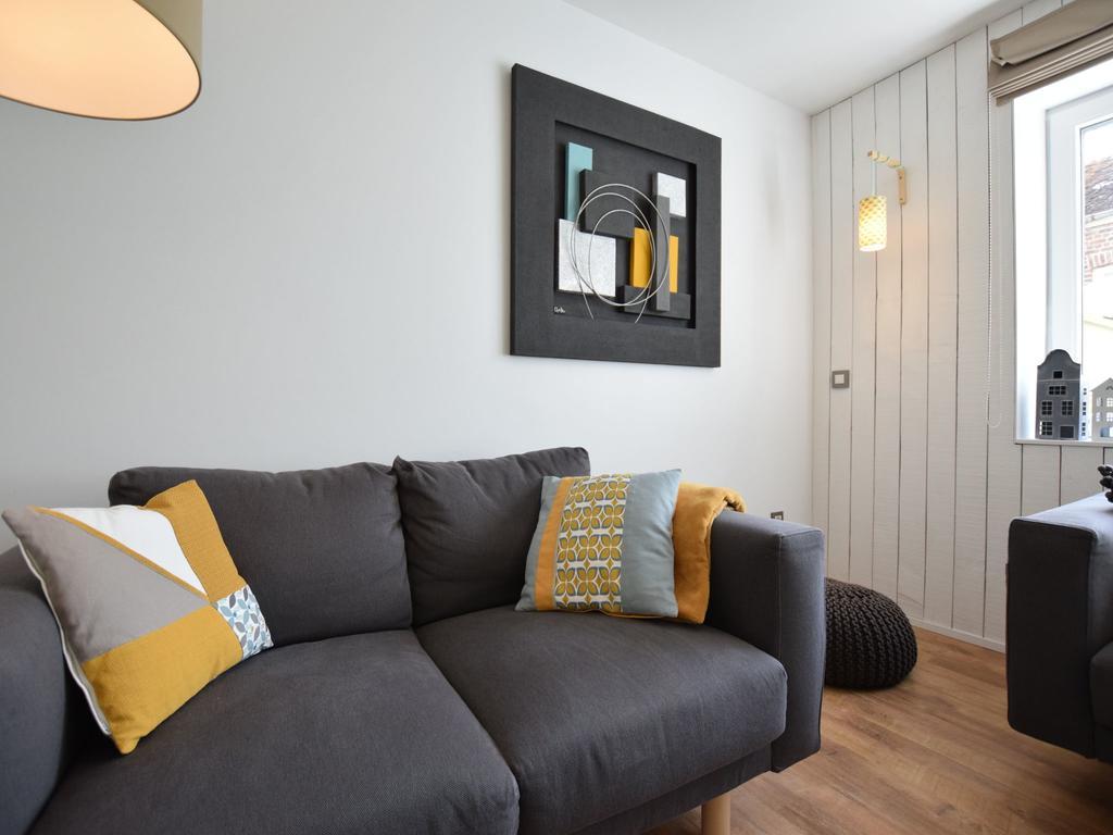 Modern Holiday Home In Bastogne With Fenced Garden 外观 照片
