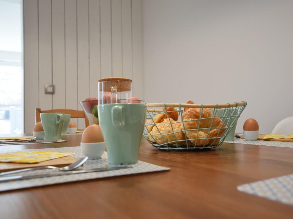 Modern Holiday Home In Bastogne With Fenced Garden 外观 照片