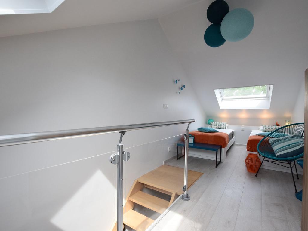 Modern Holiday Home In Bastogne With Fenced Garden 外观 照片
